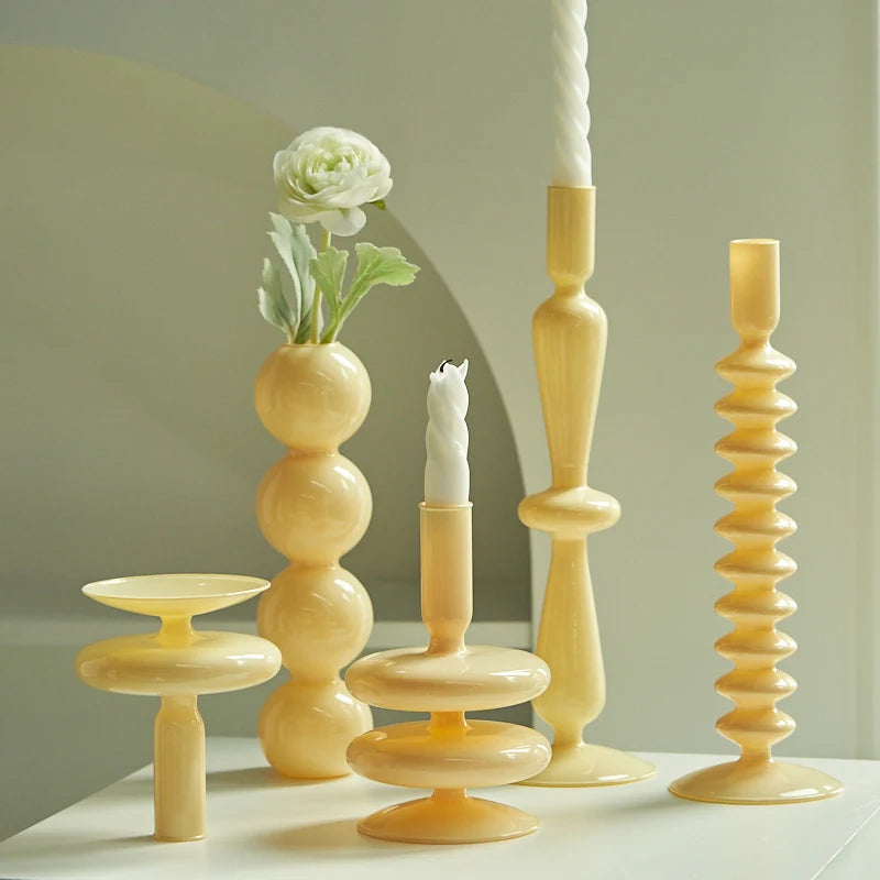 European Ivory Color Candle Holders Simple Wedding Decoration Living Room Decor Home Vase Table Candlestick Holder Candle Stand